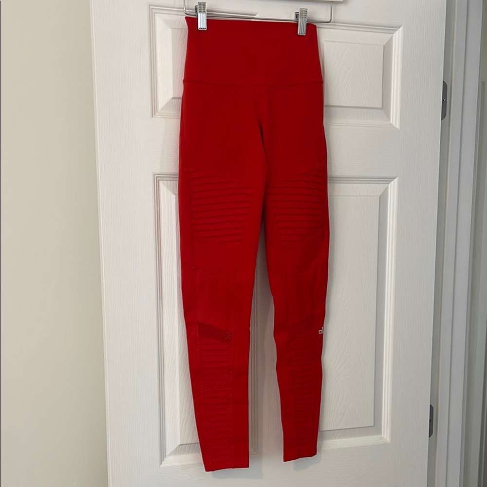 Alo Red Leggings